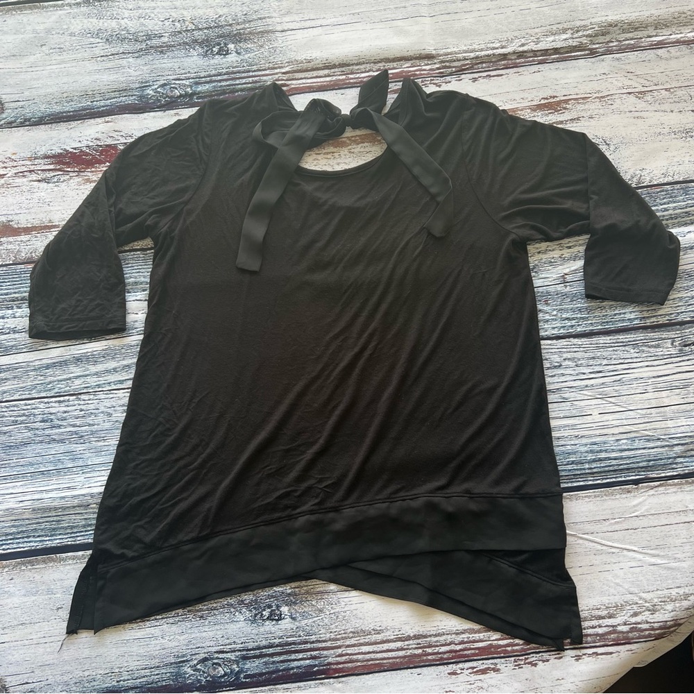 ✅ Pebble & Stone Elegant Black Womens Top w/ keyhole tie back loose fit